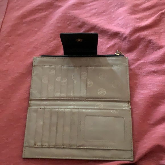 Wallet - Picture 2 of 4